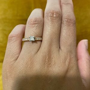 🎉SALE🎉 Engagement Ring